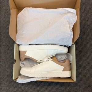 SOUL Naturalizer White Taupe Low-Top Sneakers